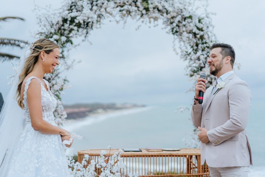 Casamento pé na areia