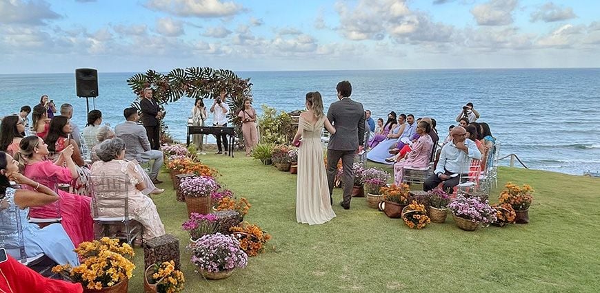 Casamento na praia de Sibauma, Pipa Rio grande do Norte no hotel KIlombo Villas.